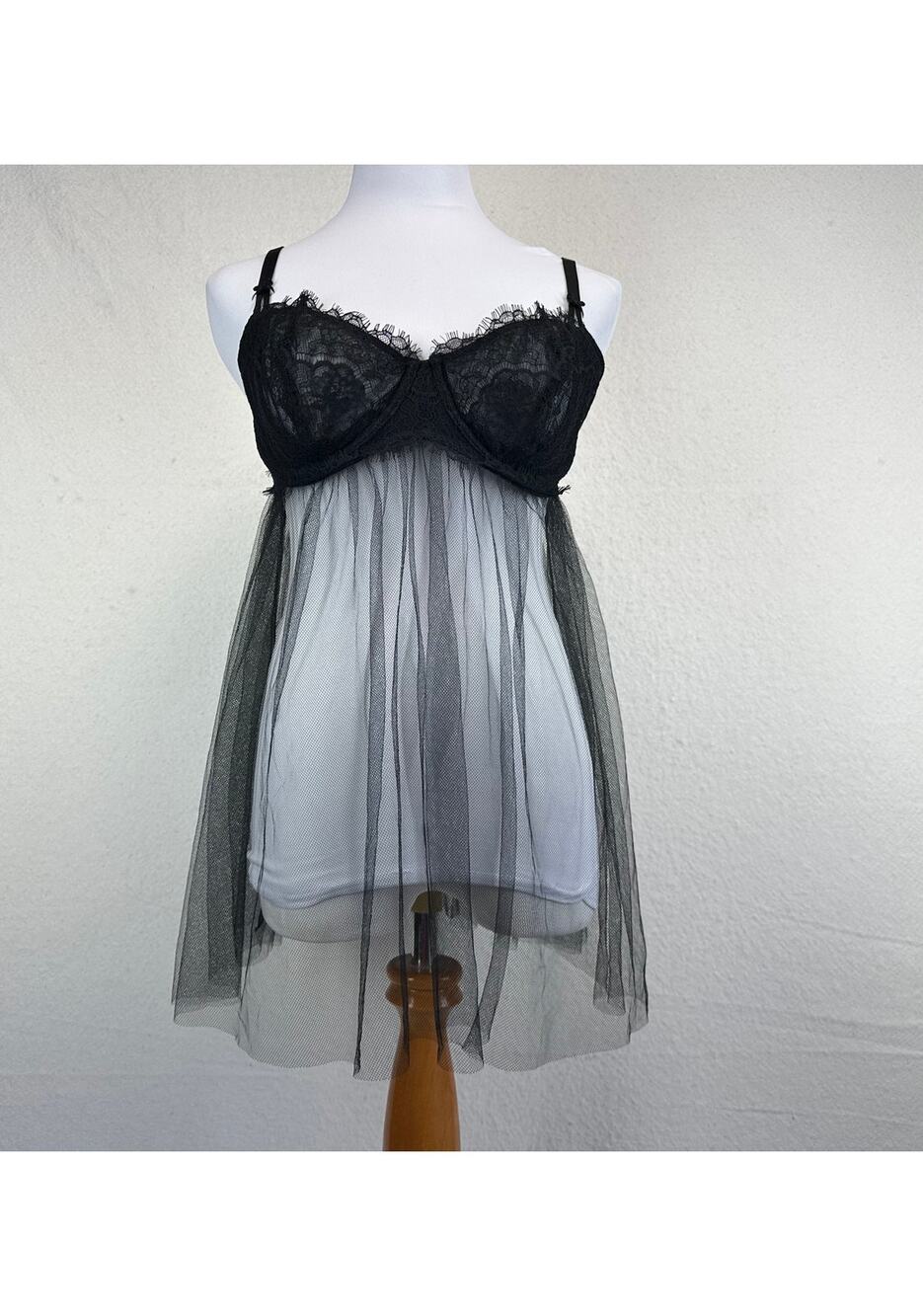 Victoria's Secret Black Lace and Mesh Babydoll Lingerie Top SZ XL NWT Boudoir